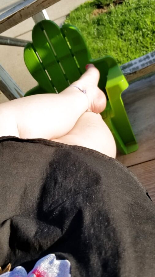 Feeling frisky after a long week...... milf housewife