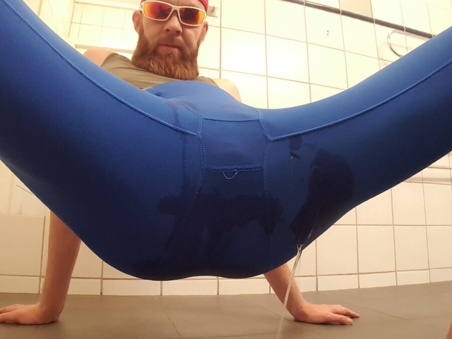 Pissing fun