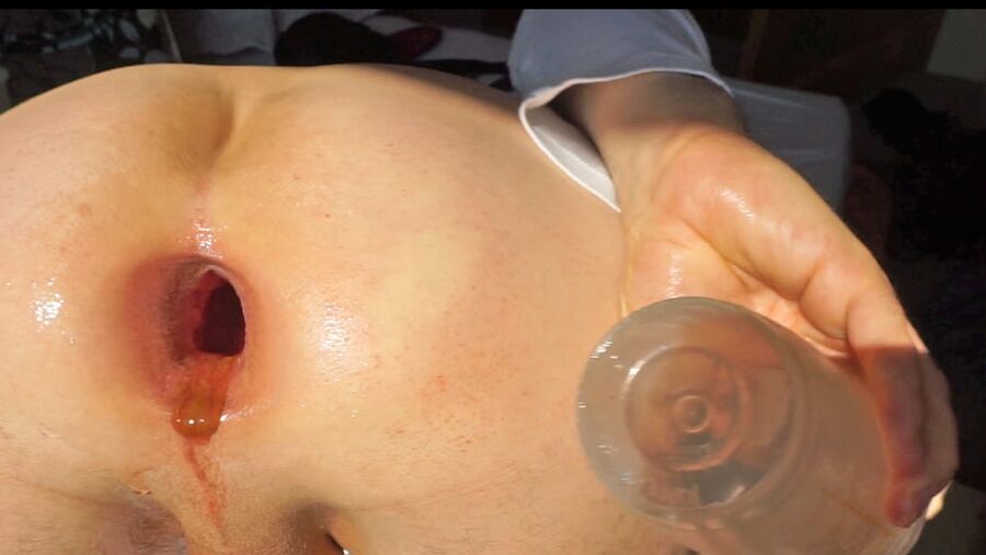 Fist fuck ad big cup in my asshole