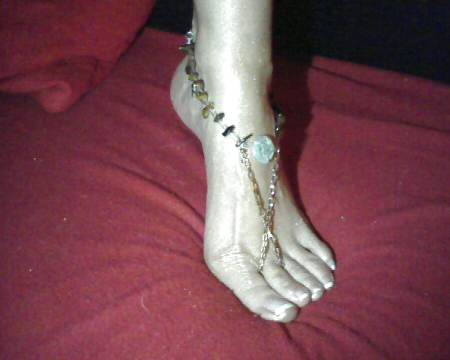Amanda giving me a footjob!