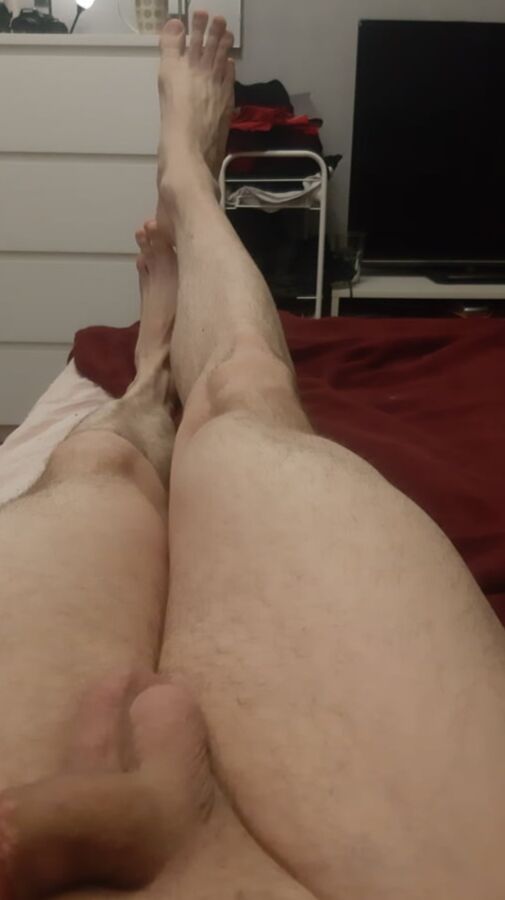 My boyfriend&;s muscular legs