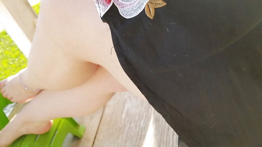 Feeling frisky after a long week...... milf housewife