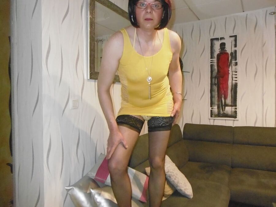 yellow slut