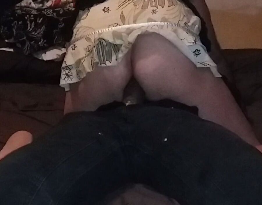 Broken rubber ends up a creampie