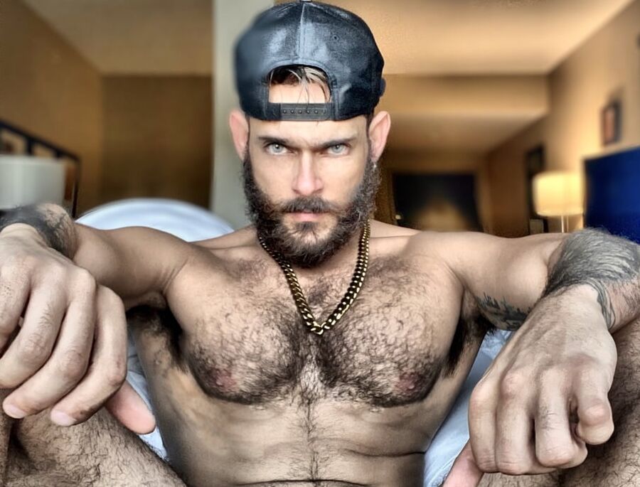Apollo Dante Sexy Muscle Stud
