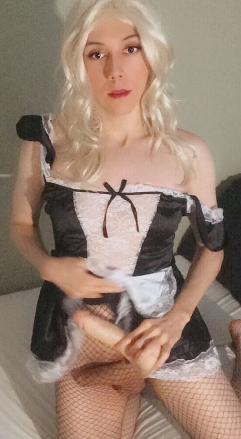 Sissy Maid Jenny at your service