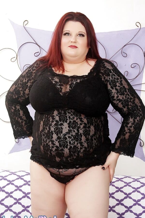Sexy plumper Stazi gets naughty