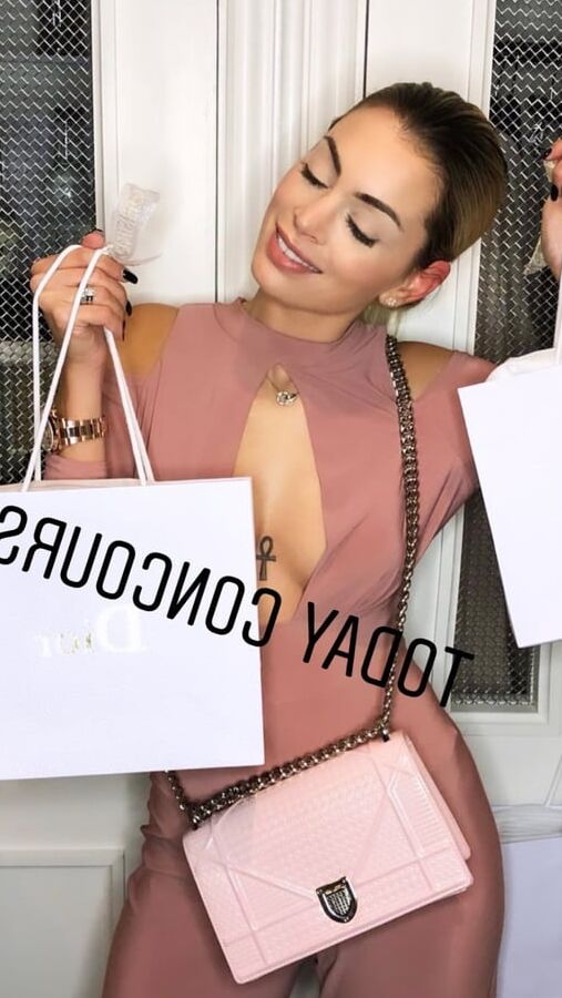 Melanie da cruz