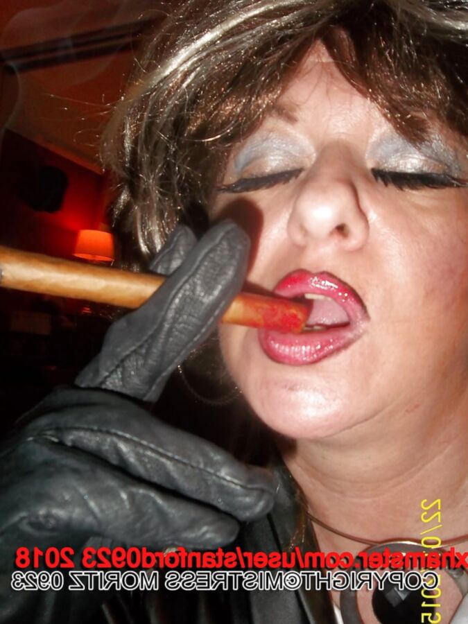 SLUT SMOKING CIGARS