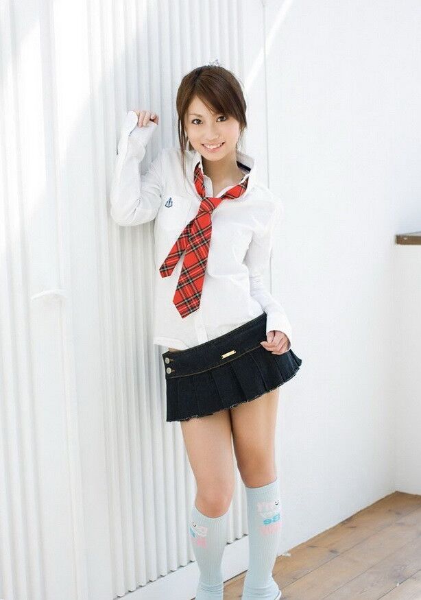 Crossdress cosplay Japan schoolgirl Rosalina flashing