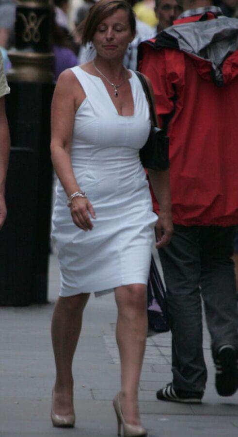 Marie crossdresser in pretty dress, seamless pantyhose