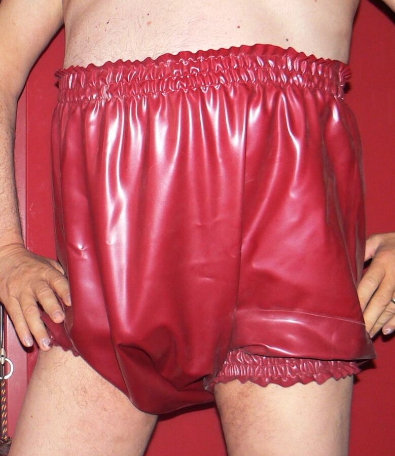 My rubber pants - Meine Gummihosen