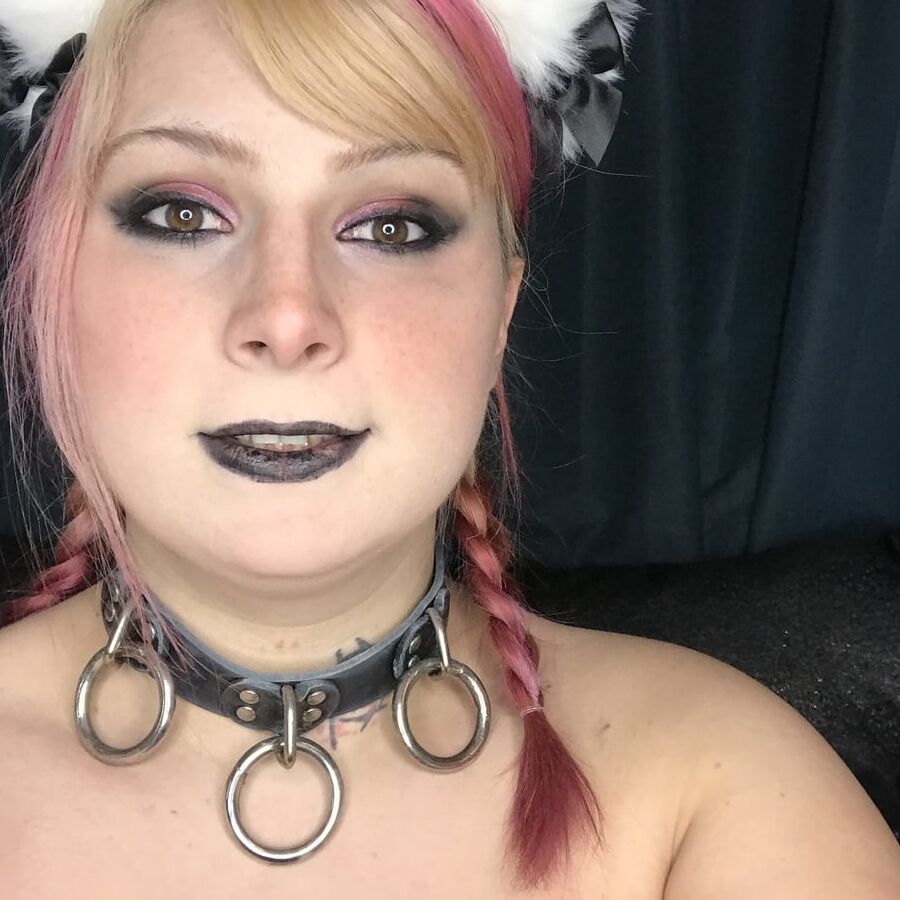 Sissy kitty slave plays with you through the camera