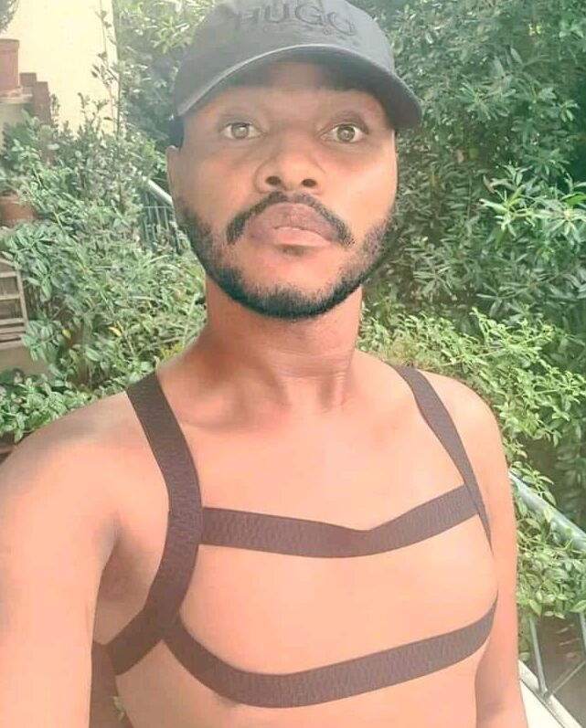 The Xhosa Nudist at your service