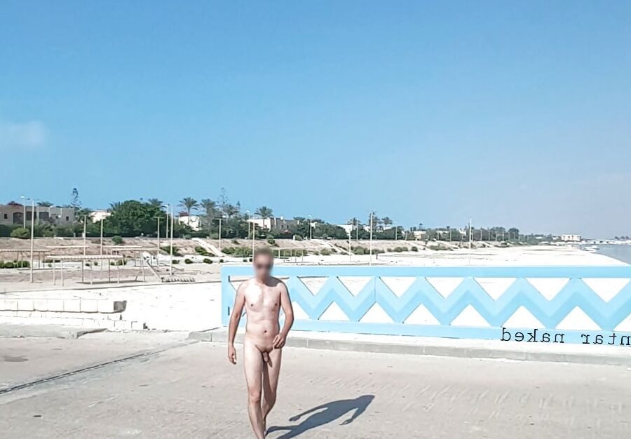 Egyptian man naked in egypt