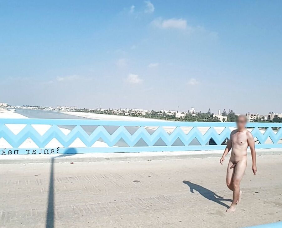 Egyptian man naked in egypt