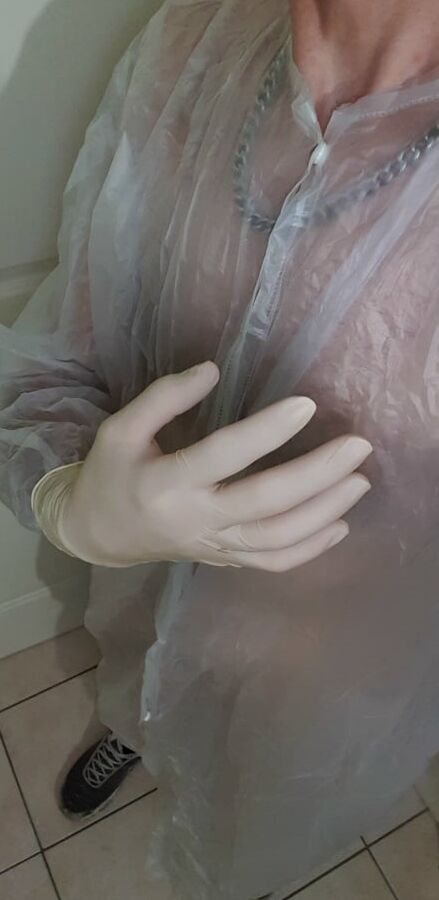 Bon kiff en gants latex