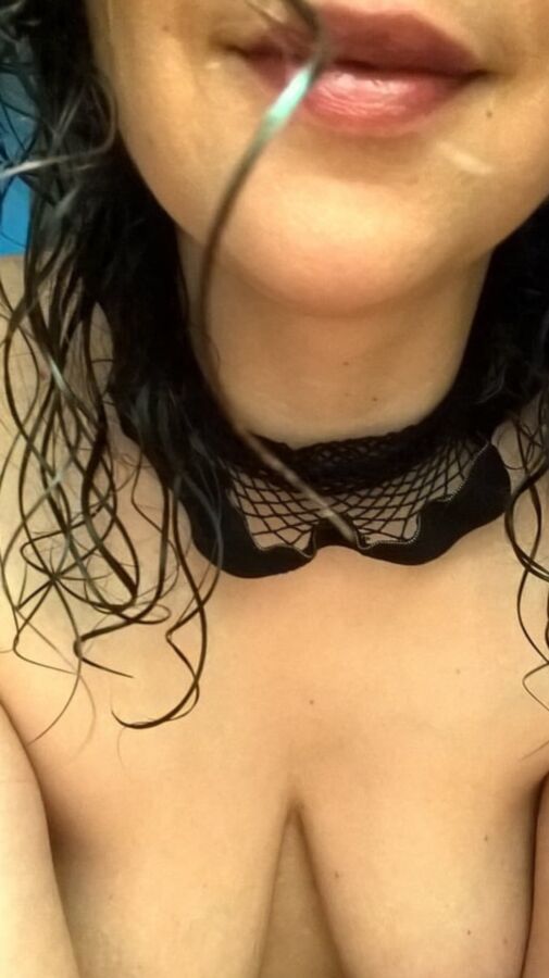 Hairy JoyTwoSex - Horny Selfies On Bed