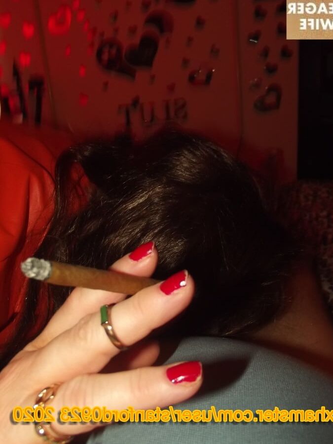 DIRTY EAGER WIFE WHORE
