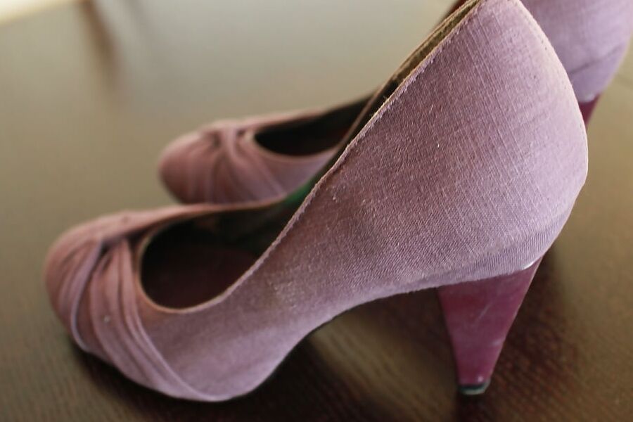 Violet heels, panties, bra, pantyhose