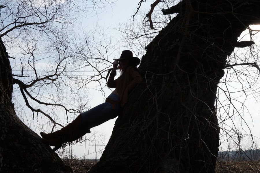Cowboy&;s Shadow