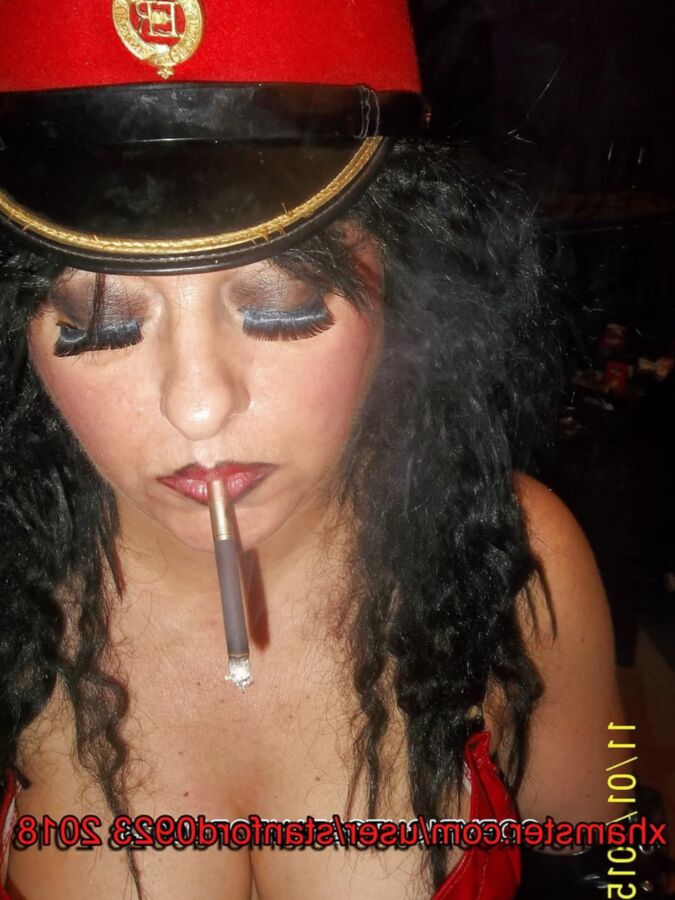 SLUT SMOKING BLACK RUSSIAN