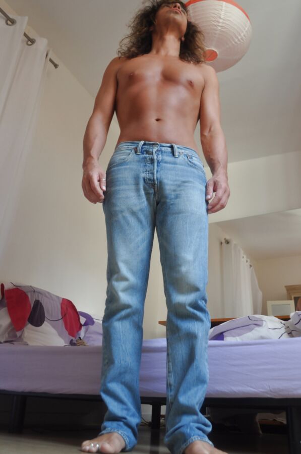 Tygra strips her jeans on july