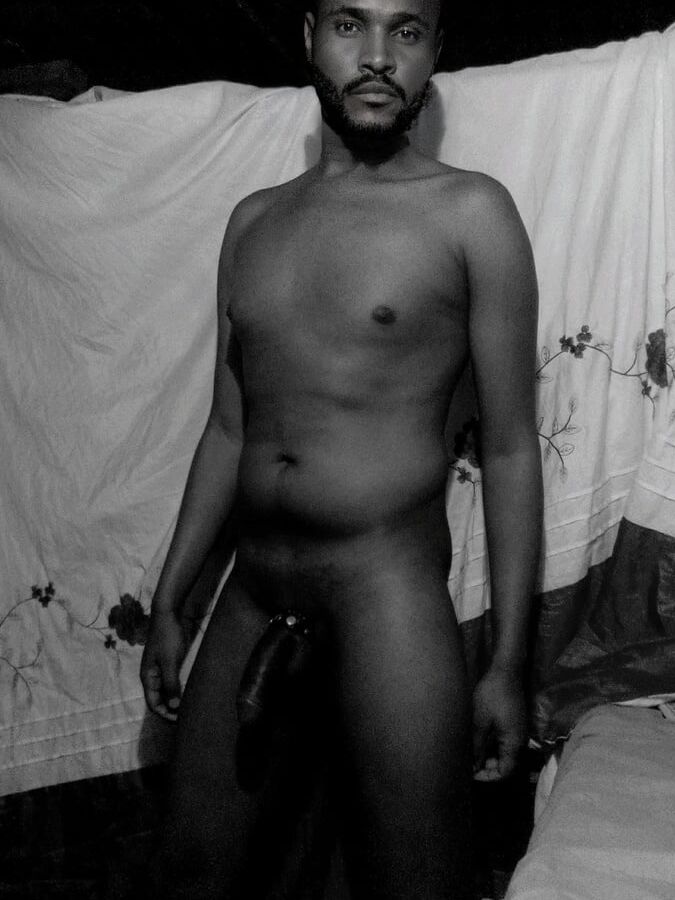 The Xhosa Nudist at your service