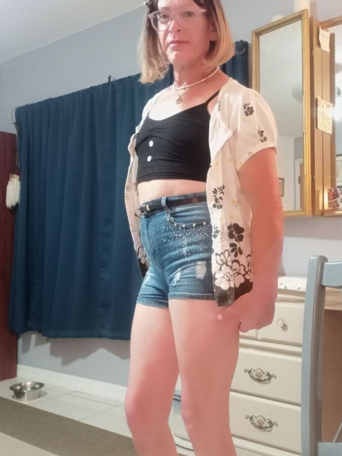 LisaB. Pictures