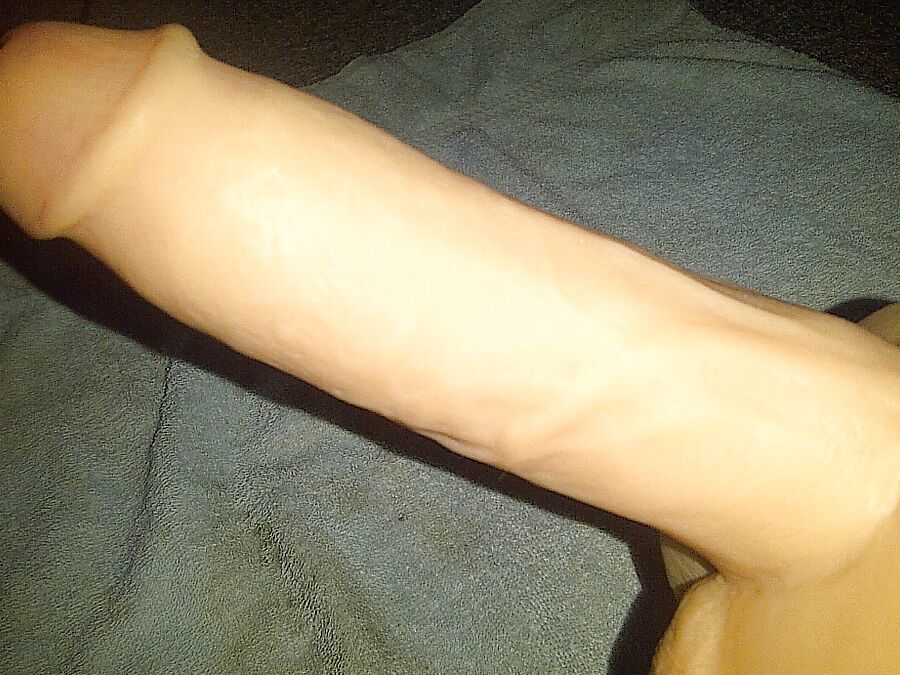 Hermaphrodildo! A hermaphrodite pussy-ass-cock dildo!!