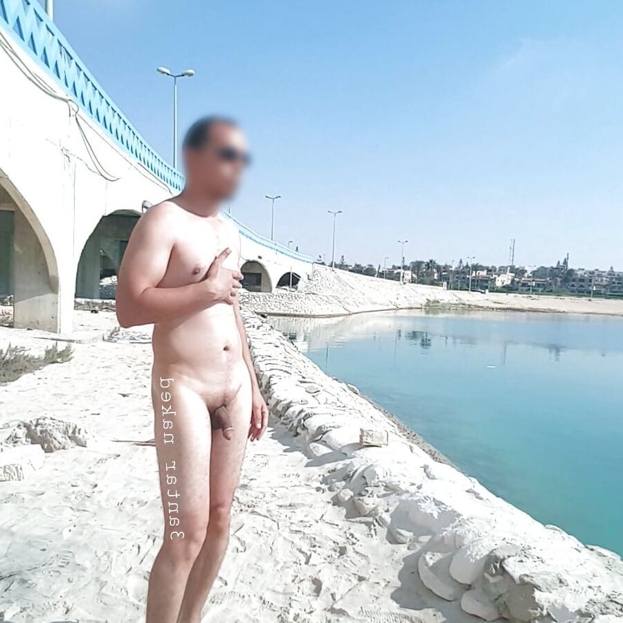 Egyptian man naked in egypt
