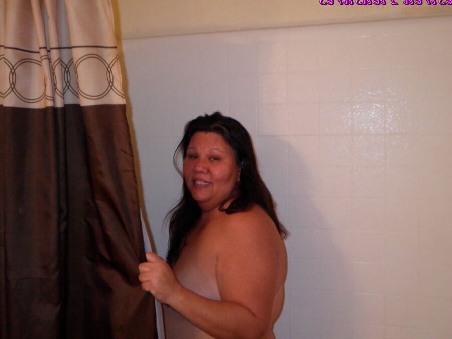 BBW Wife Showers