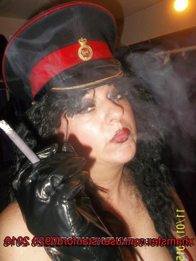SLUT SMOKING BLACK RUSSIAN