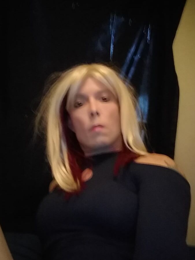 Jessica showing the sexy little sissy gurl she is