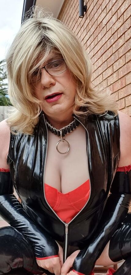 Hot Rachel in PVC and Latex