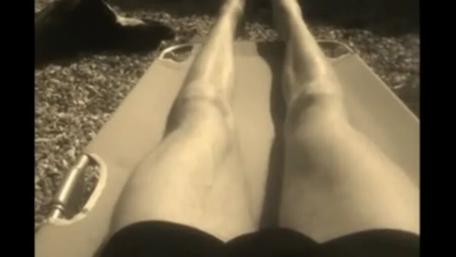 More piccies of my nakiee body lol