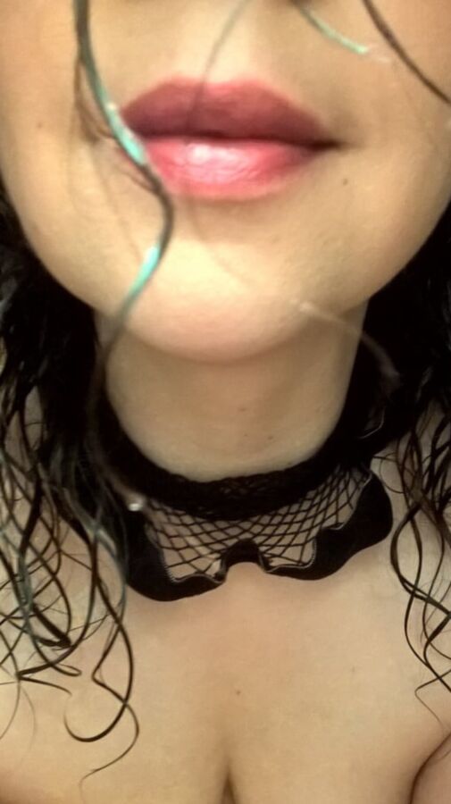 Hairy JoyTwoSex - Horny Selfies On Bed