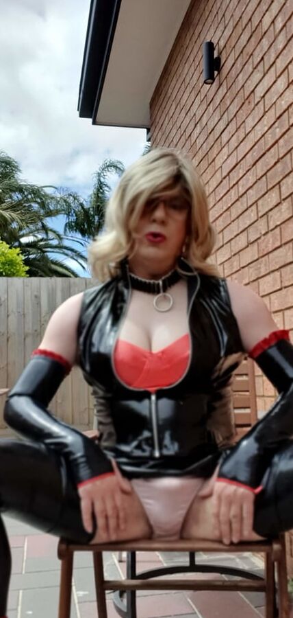 Hot Rachel in PVC and Latex