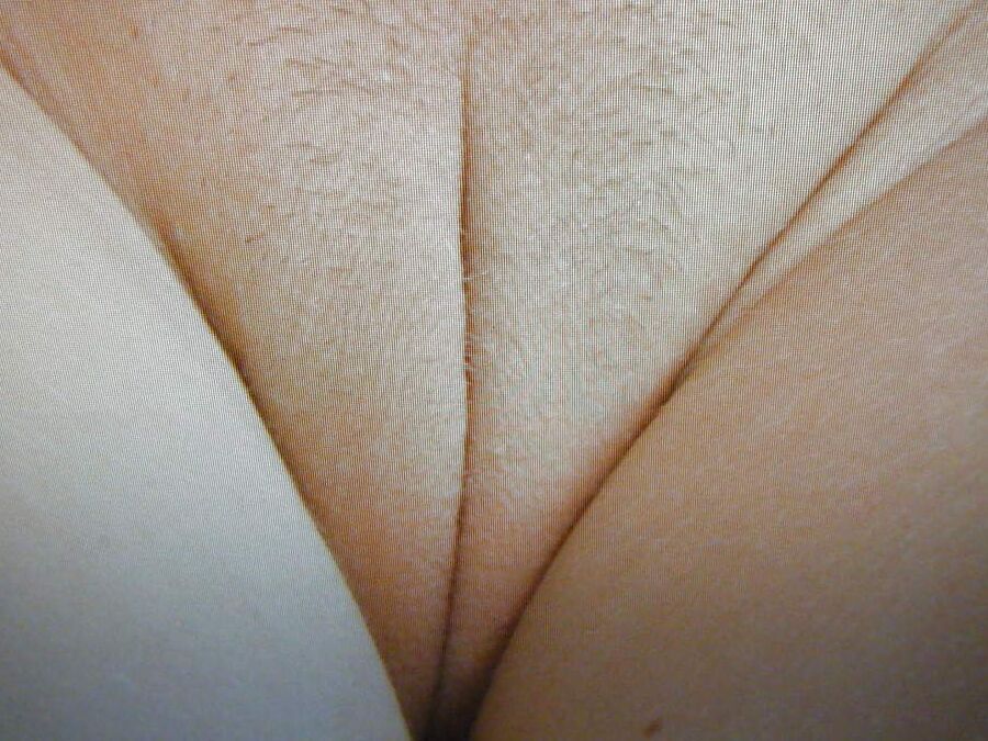 My pussy pulls like a leg