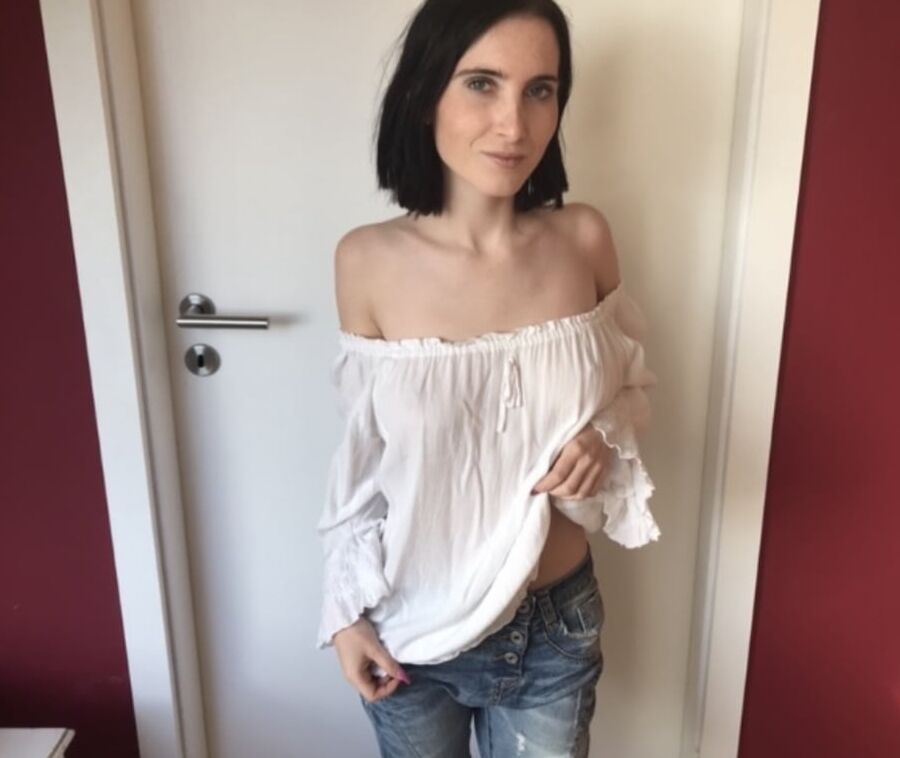 Private Sexy Pics Lou Nesbit.Lia Louise