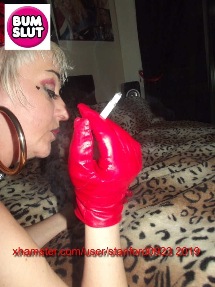 BUM SLUT