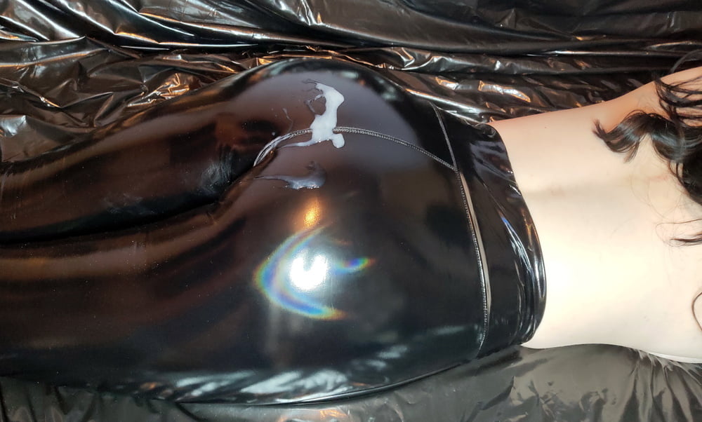 Cum on Ass in Vinyl Leggings