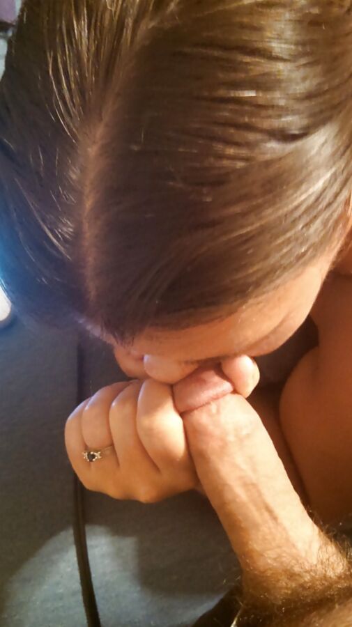 Foot Slut Used by her Roommates