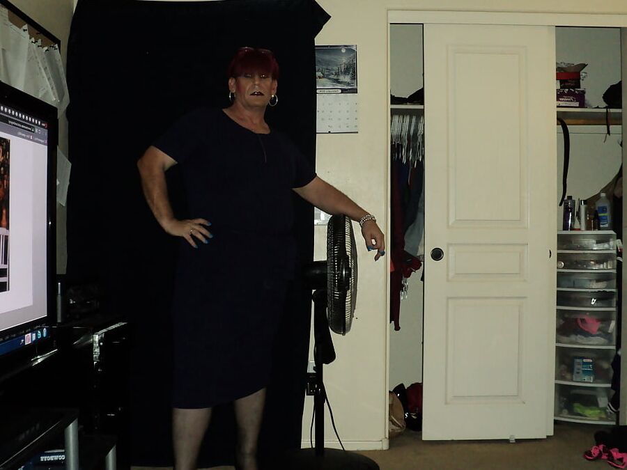 beutiful Crossdressing MILF
