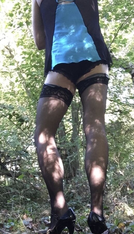 Crossdress Outdoor Fun