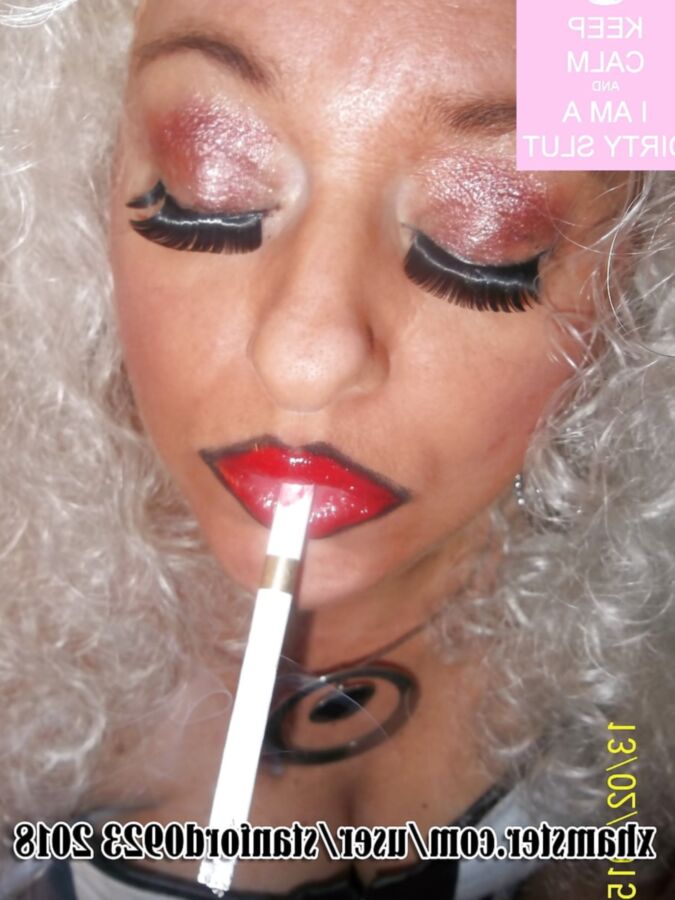 SLUT SMOKING ST MORITZ