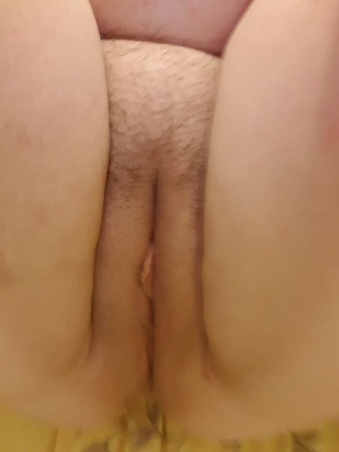 YoungEnglishBBW home alone feeling naughty