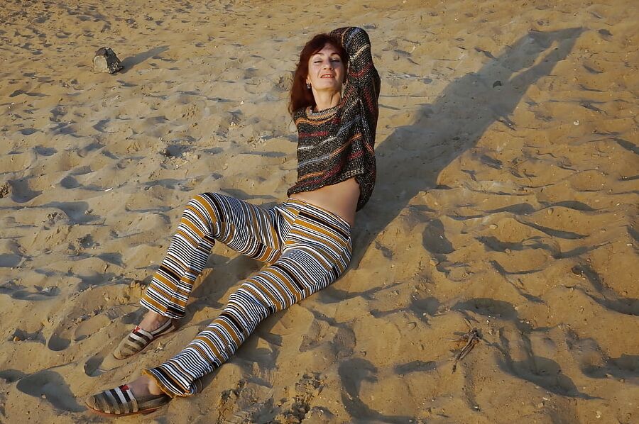 On the Sand (ShopAkira pants)