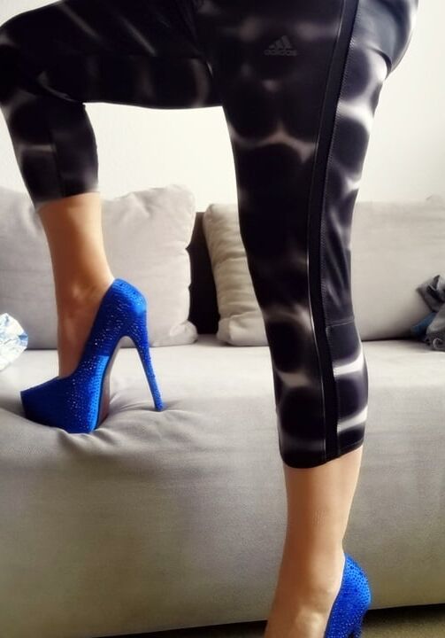 Sexy Poses In Heels