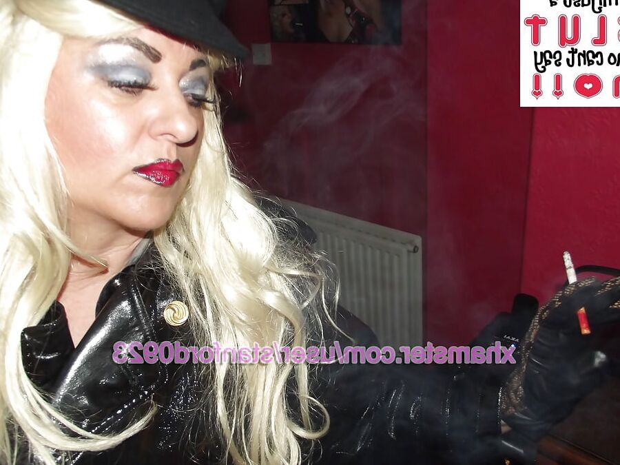SMOKING HAND JOB ONLY